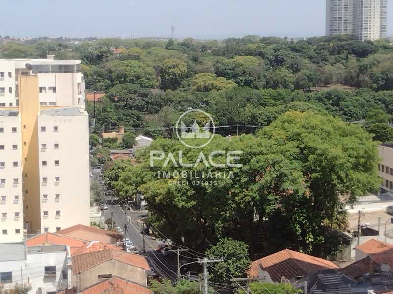 Apartamento à venda com 1 quarto, 72m² - Foto 2