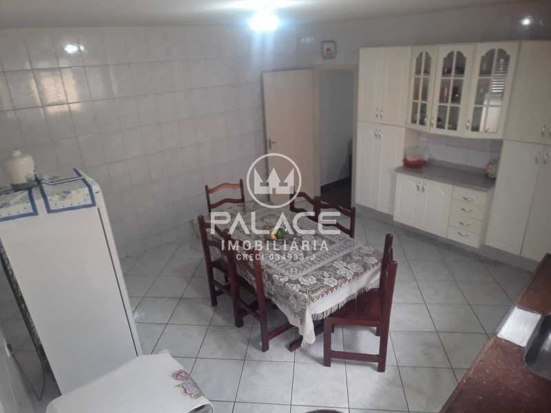 Casa à venda com 4 quartos, 209m² - Foto 25