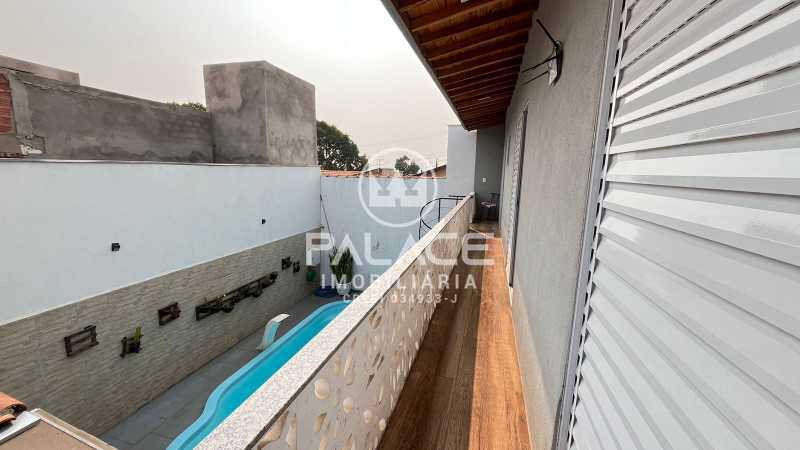 Casa à venda com 5 quartos, 150m² - Foto 3