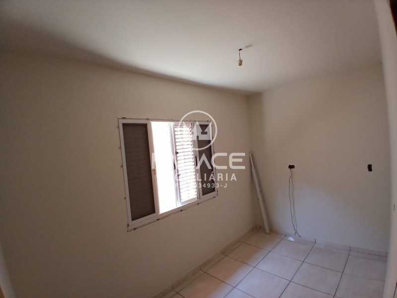 Casa à venda com 2 quartos, 100m² - Foto 12