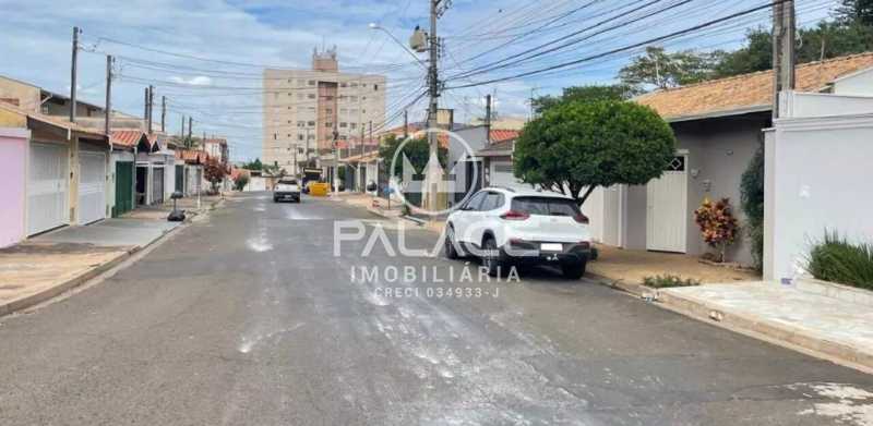 Casa à venda com 3 quartos, 220m² - Foto 20