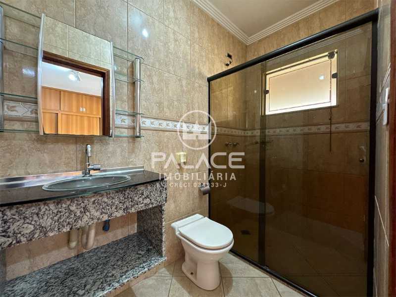 Casa à venda com 4 quartos, 250m² - Foto 12