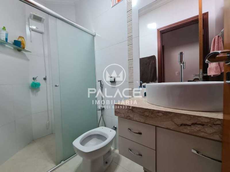 Casa à venda com 3 quartos, 260m² - Foto 20