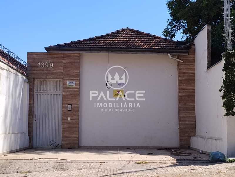 Casa Comercial à venda com 3 quartos, 123m² - Foto 1