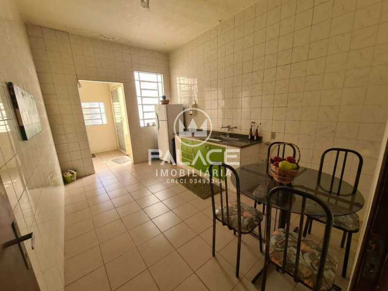 Casa Comercial à venda com 3 quartos, 123m² - Foto 3