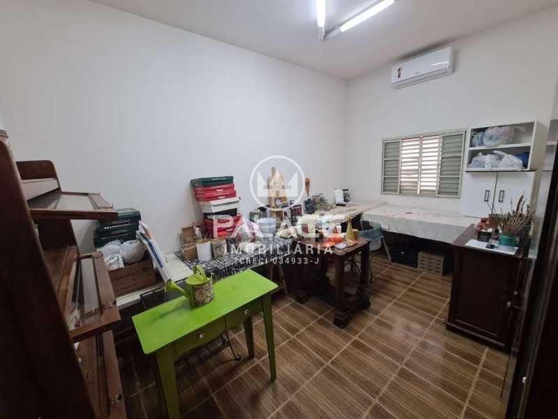 Casa Comercial à venda com 3 quartos, 123m² - Foto 7