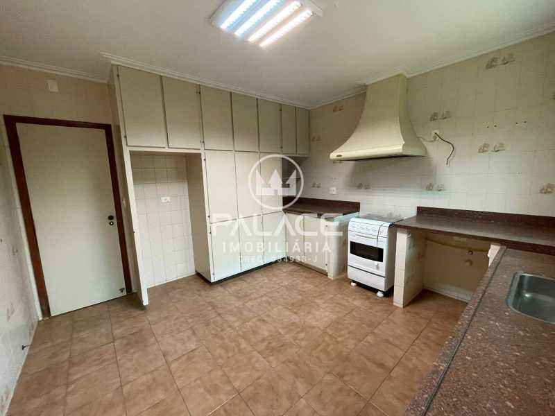 Casa à venda com 3 quartos, 197m² - Foto 19