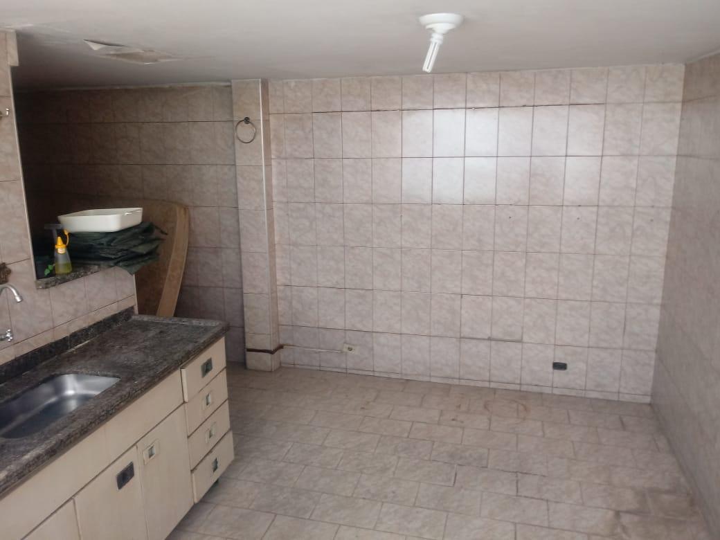 Casa à venda com 2 quartos, 150m² - Foto 10