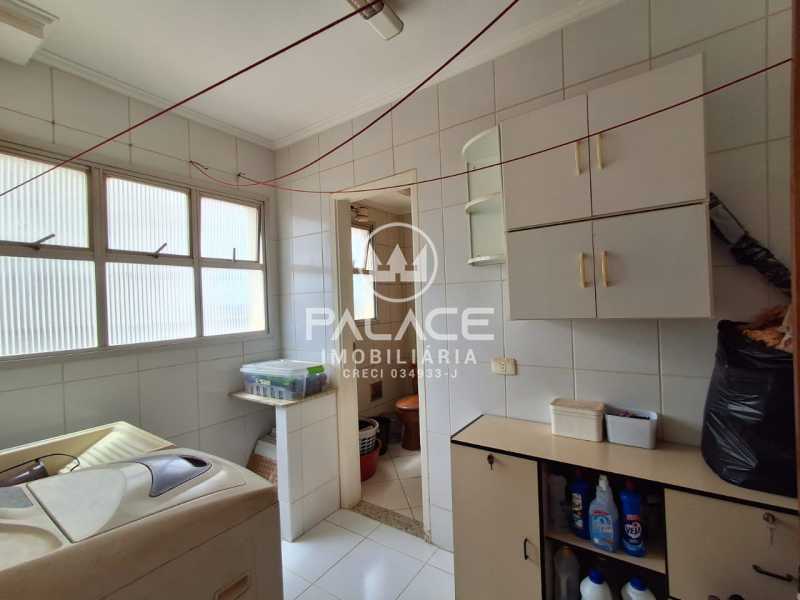 Apartamento à venda com 2 quartos, 76m² - Foto 2