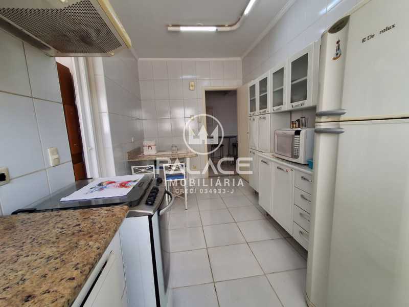 Apartamento à venda com 2 quartos, 76m² - Foto 4