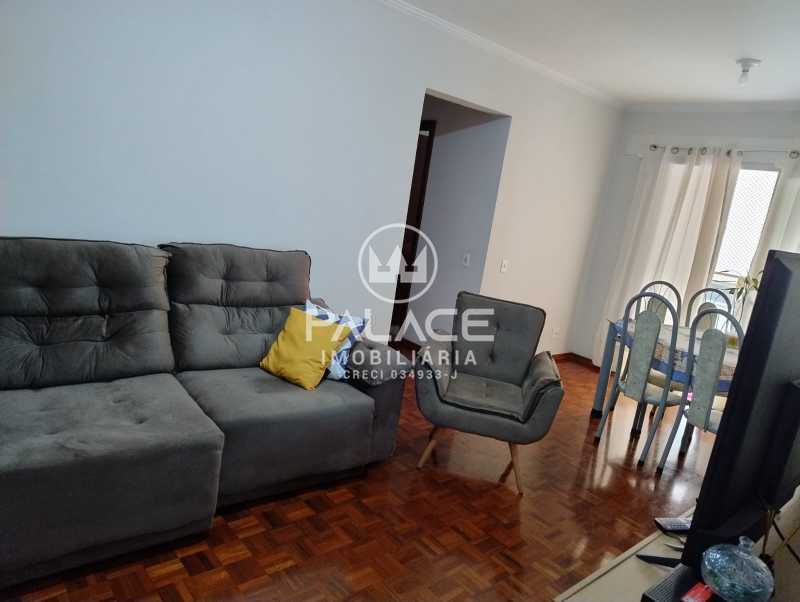 Apartamento à venda com 2 quartos, 74m² - Foto 2