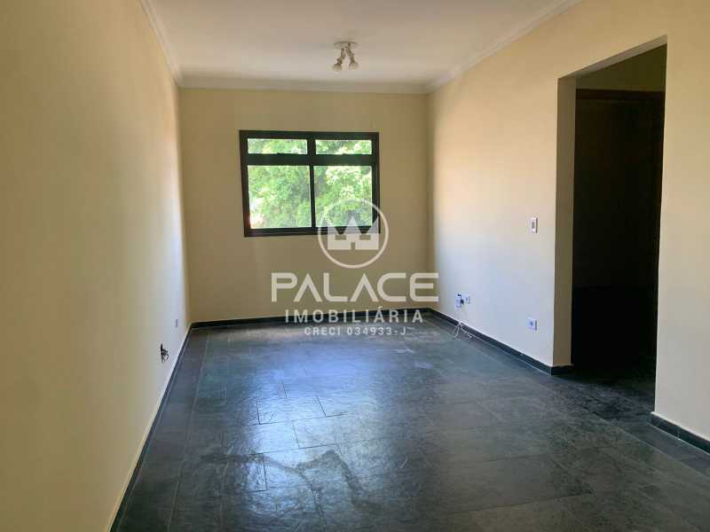 Apartamento para alugar com 2 quartos, 57m² - Foto 2