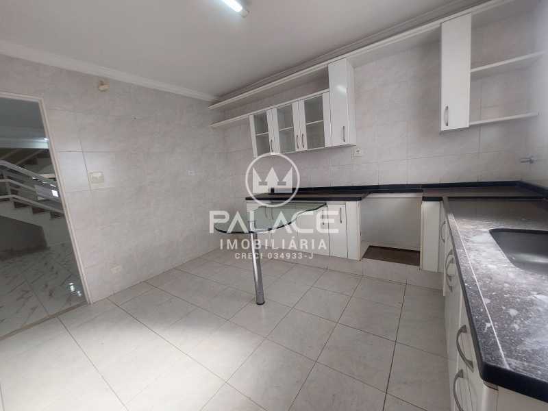 Casa Comercial à venda com 4 quartos, 181m² - Foto 5