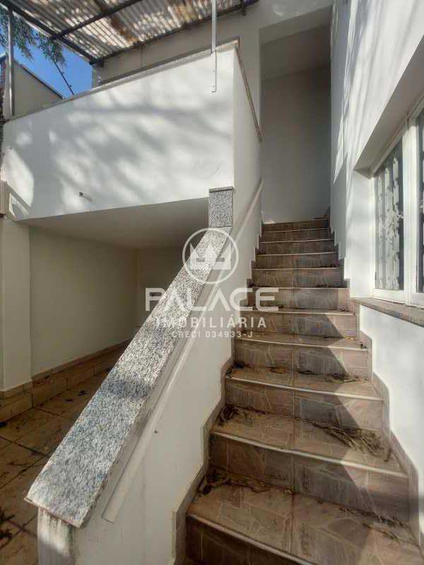 Casa Comercial à venda com 4 quartos, 181m² - Foto 12