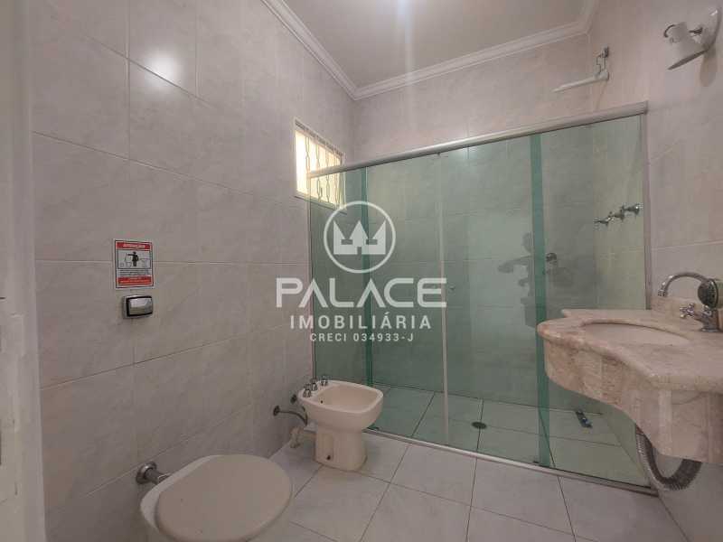 Casa Comercial à venda com 4 quartos, 181m² - Foto 16