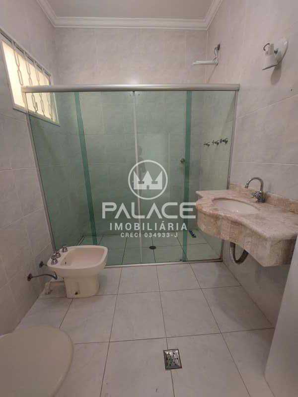 Casa Comercial à venda com 4 quartos, 181m² - Foto 17