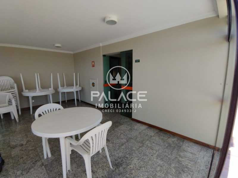 Apartamento à venda com 3 quartos, 147m² - Foto 9