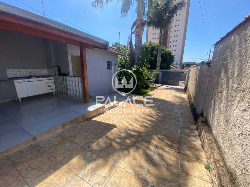 Casa à venda com 8 quartos, 192m² - Foto 5