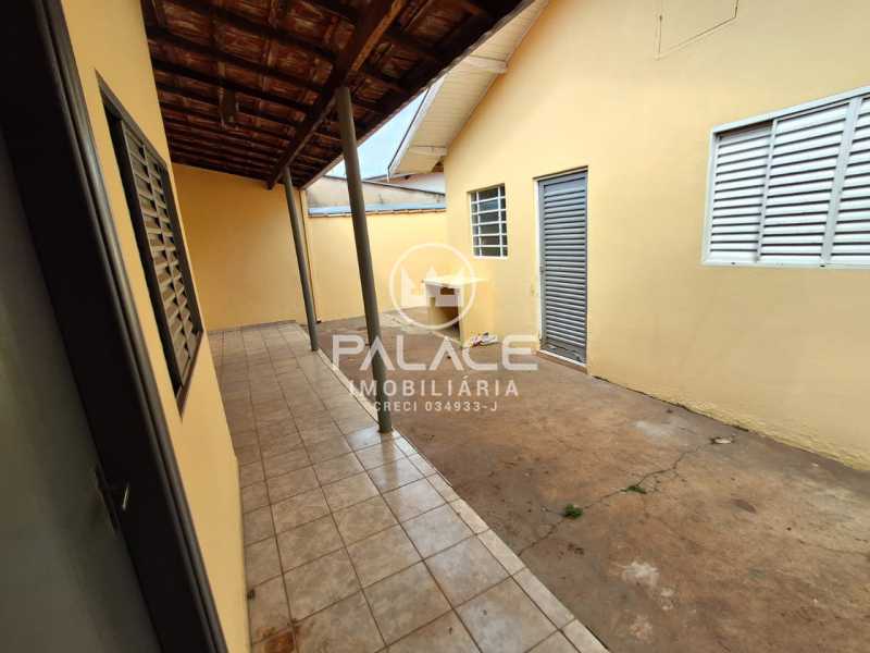 Casa à venda com 5 quartos, 171m² - Foto 15