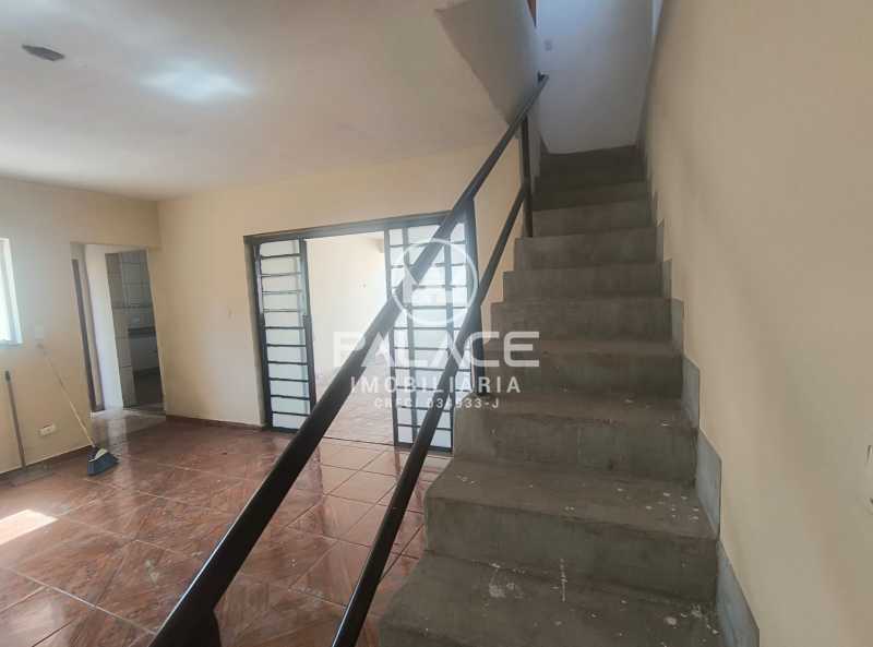 Casa para alugar com 4 quartos, 197m² - Foto 12