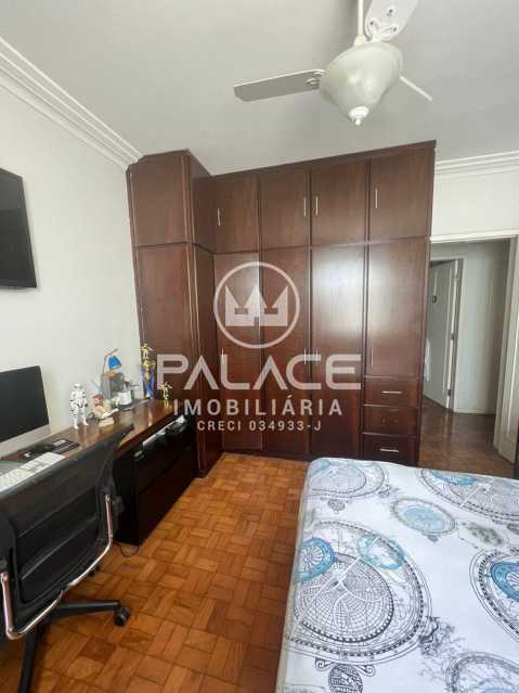 Casa à venda com 3 quartos, 338m² - Foto 13