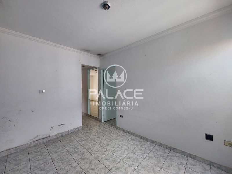 Casa à venda com 2 quartos, 87m² - Foto 2