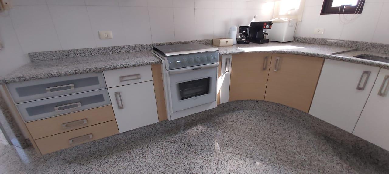 Apartamento à venda com 4 quartos, 256m² - Foto 11