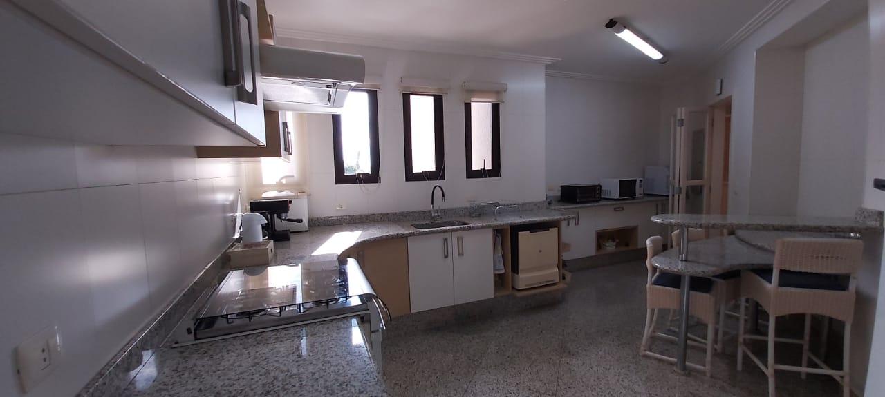 Apartamento à venda com 4 quartos, 256m² - Foto 5