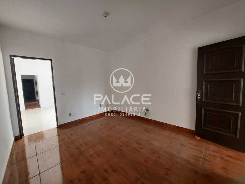 Casa à venda com 2 quartos, 86m² - Foto 2