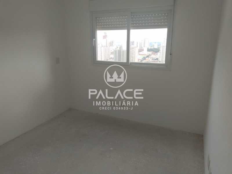 Apartamento à venda com 4 quartos, 202m² - Foto 18