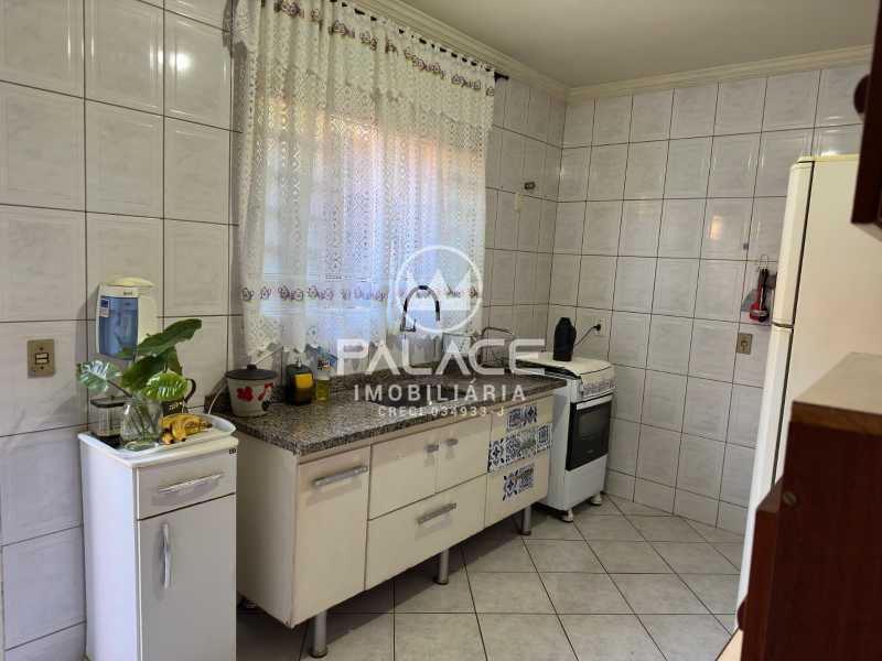 Casa à venda com 4 quartos, 187m² - Foto 18