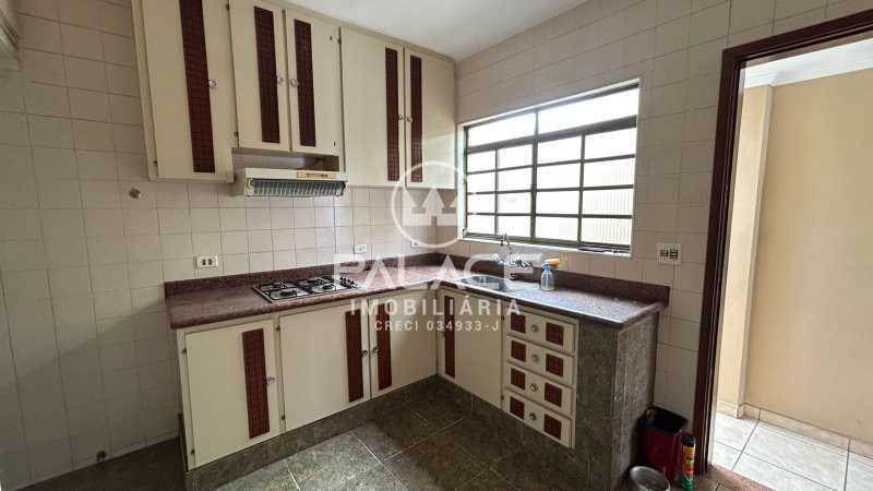 Casa à venda com 3 quartos, 159m² - Foto 9