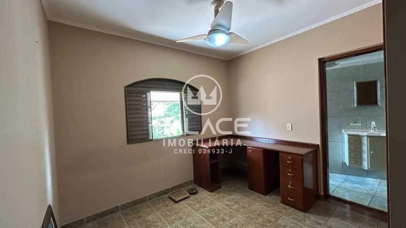 Casa à venda com 3 quartos, 159m² - Foto 17