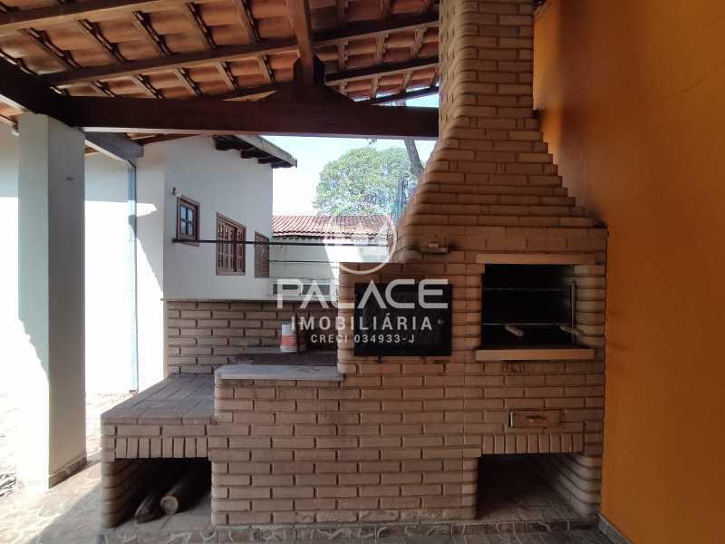 Casa à venda com 3 quartos, 221m² - Foto 8