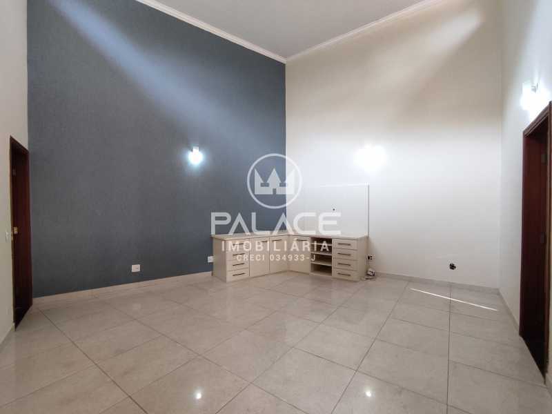 Casa à venda com 3 quartos, 221m² - Foto 13