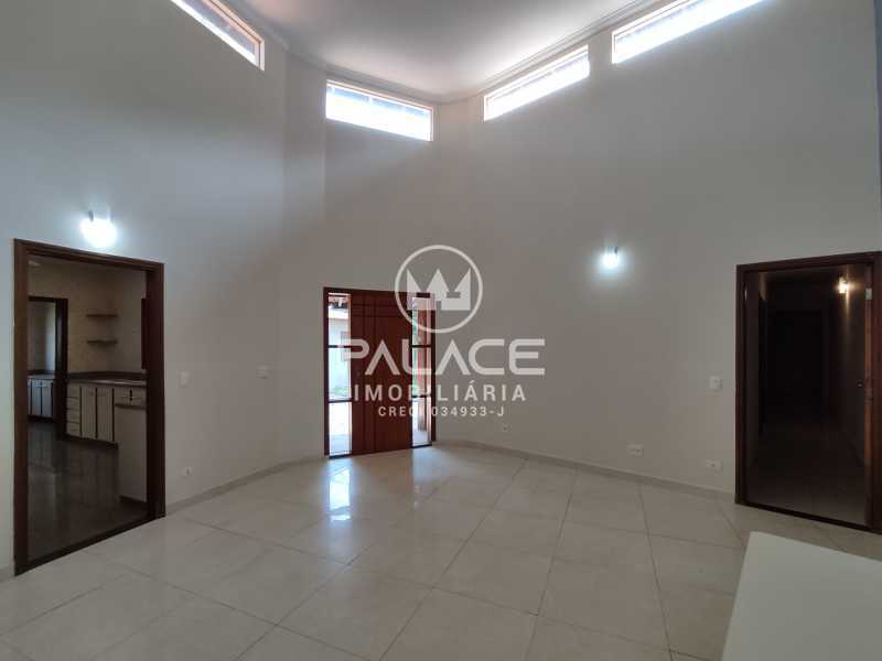 Casa à venda com 3 quartos, 221m² - Foto 14