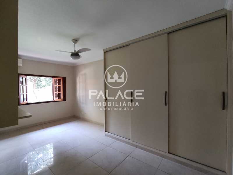 Casa à venda com 3 quartos, 221m² - Foto 28