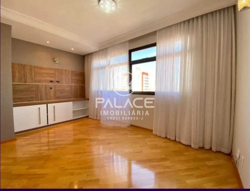 Apartamento à venda com 3 quartos, 147m² - Foto 2