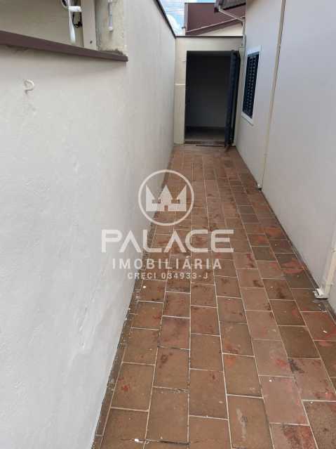 Casa Comercial para alugar com 4 quartos, 159m² - Foto 16