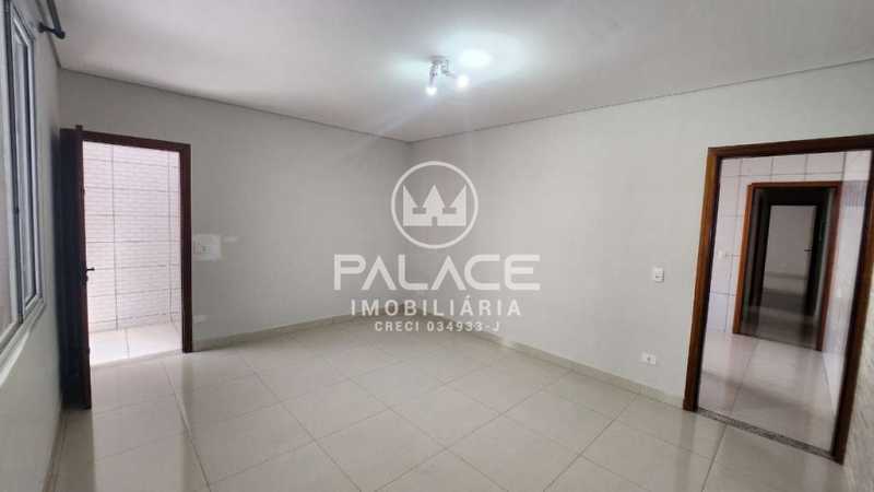 Casa à venda com 2 quartos, 111m² - Foto 4