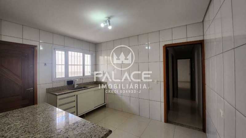 Casa à venda com 2 quartos, 111m² - Foto 5