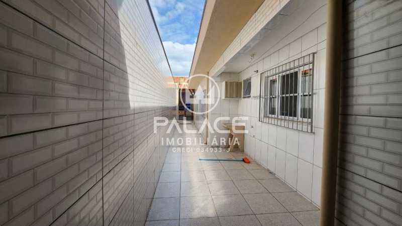 Casa à venda com 2 quartos, 111m² - Foto 16