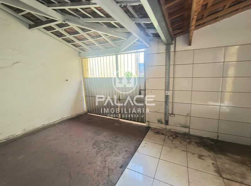 Casa Comercial para alugar com 1 quarto, 140m² - Foto 27