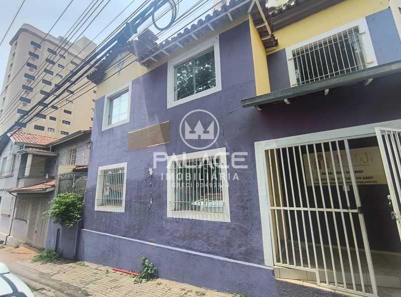 Casa Comercial para alugar com 1 quarto, 140m² - Foto 1