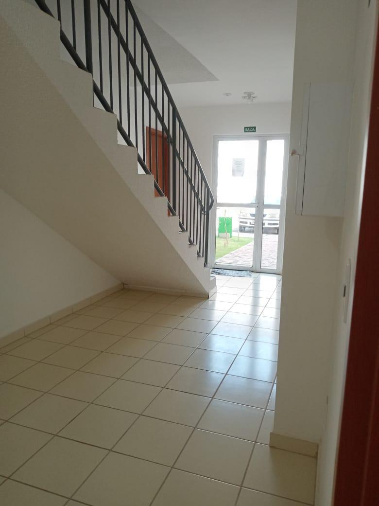 Apartamento à venda com 2 quartos, 47m² - Foto 3