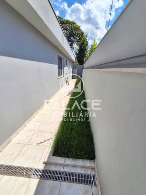 Casa para alugar com 3 quartos, 270m² - Foto 23