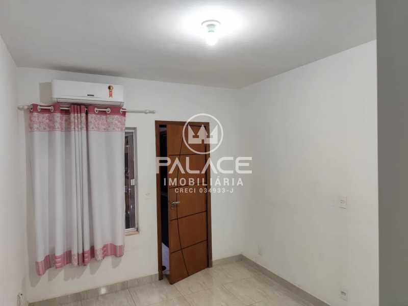 Casa à venda com 5 quartos, 200m² - Foto 13