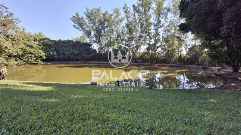 Sítio, 4 quartos, 1500 m² - Foto 1