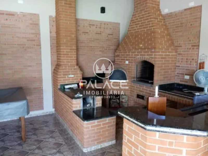 Chácara à venda com 4 quartos, 377m² - Foto 8