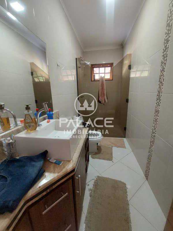 Casa à venda com 3 quartos, 180m² - Foto 17